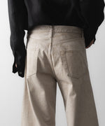 画像をギャラリービューアに読み込む, 【ssstein】 DEFORMATION WIDE COLOR DENIM PANTS - BEIGE
