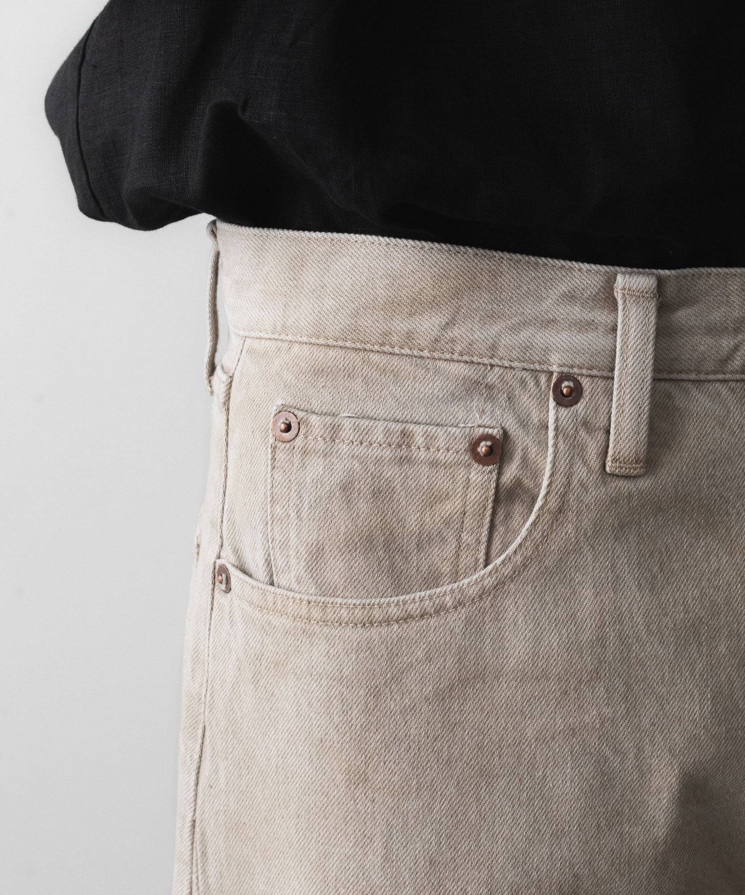 ssstein / シュタイン】DEFORMATION WIDE COLOR DENIM PANTS - BEIGE