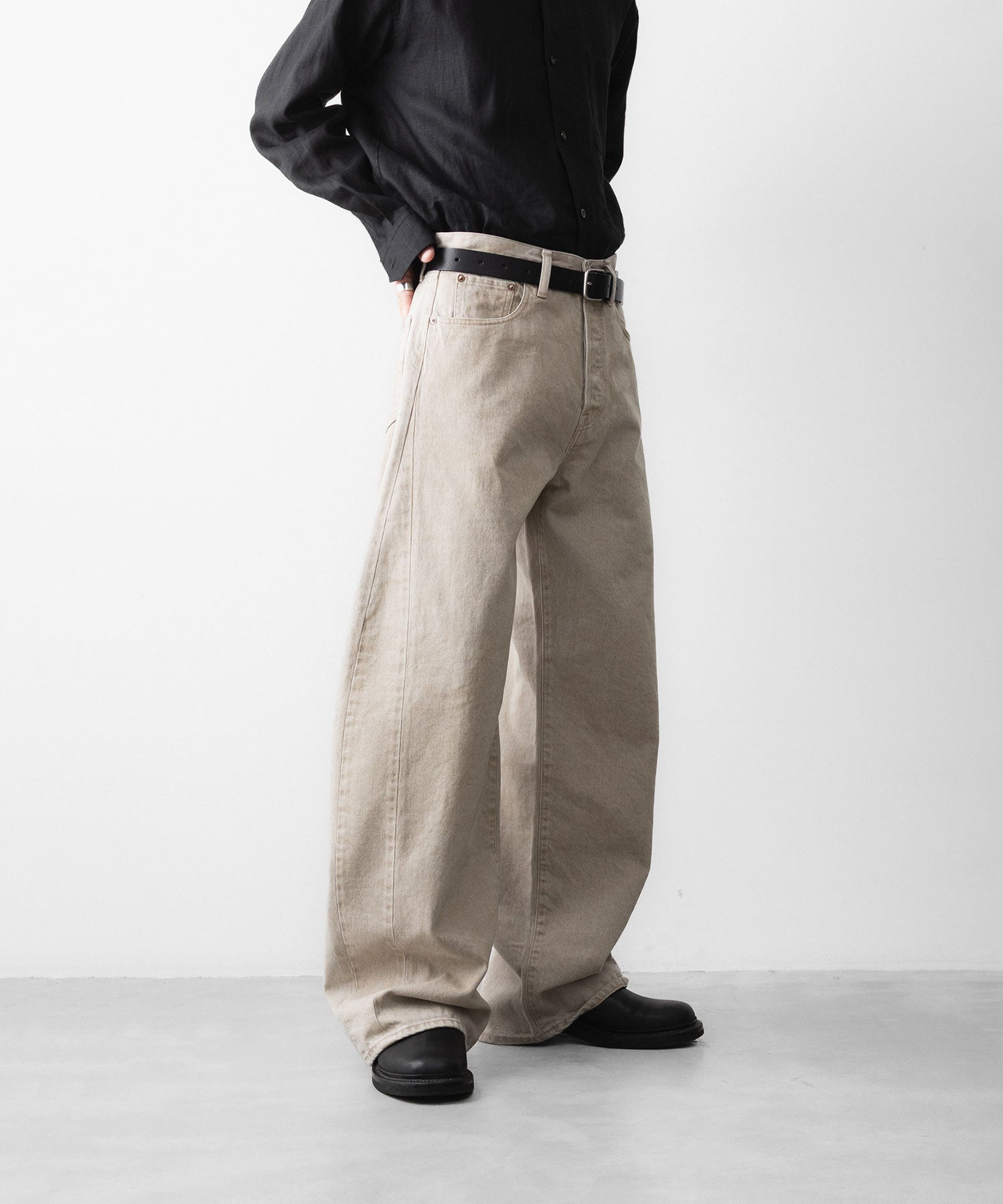 ssstein / シュタイン】DEFORMATION WIDE COLOR DENIM PANTS - BEIGE