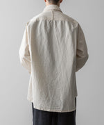 画像をギャラリービューアに読み込む, 【 The Viridi-anne 】DIAGONAL OPEN HIGH NECK SHIRT - ECRU
