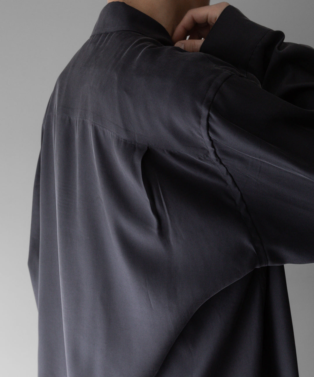 【stein】ssstein シュタインのOVERSIZED CUPRO LS SHIRTのCHARCOAL 公式通販サイトsession福岡セレクトショップ