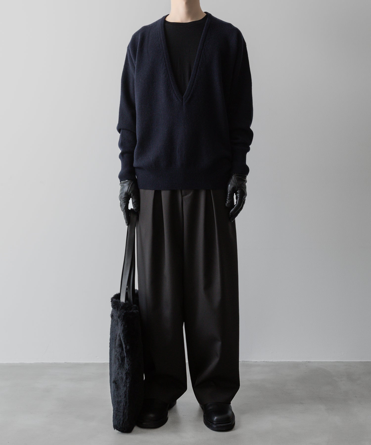 ssstein(シュタイン)の24AWコレクション EASY WIDE TROUSERS (2/72 WOOL GABARDINE) - GREY KHAKI 公式通販サイトsession福岡セレクトショップ