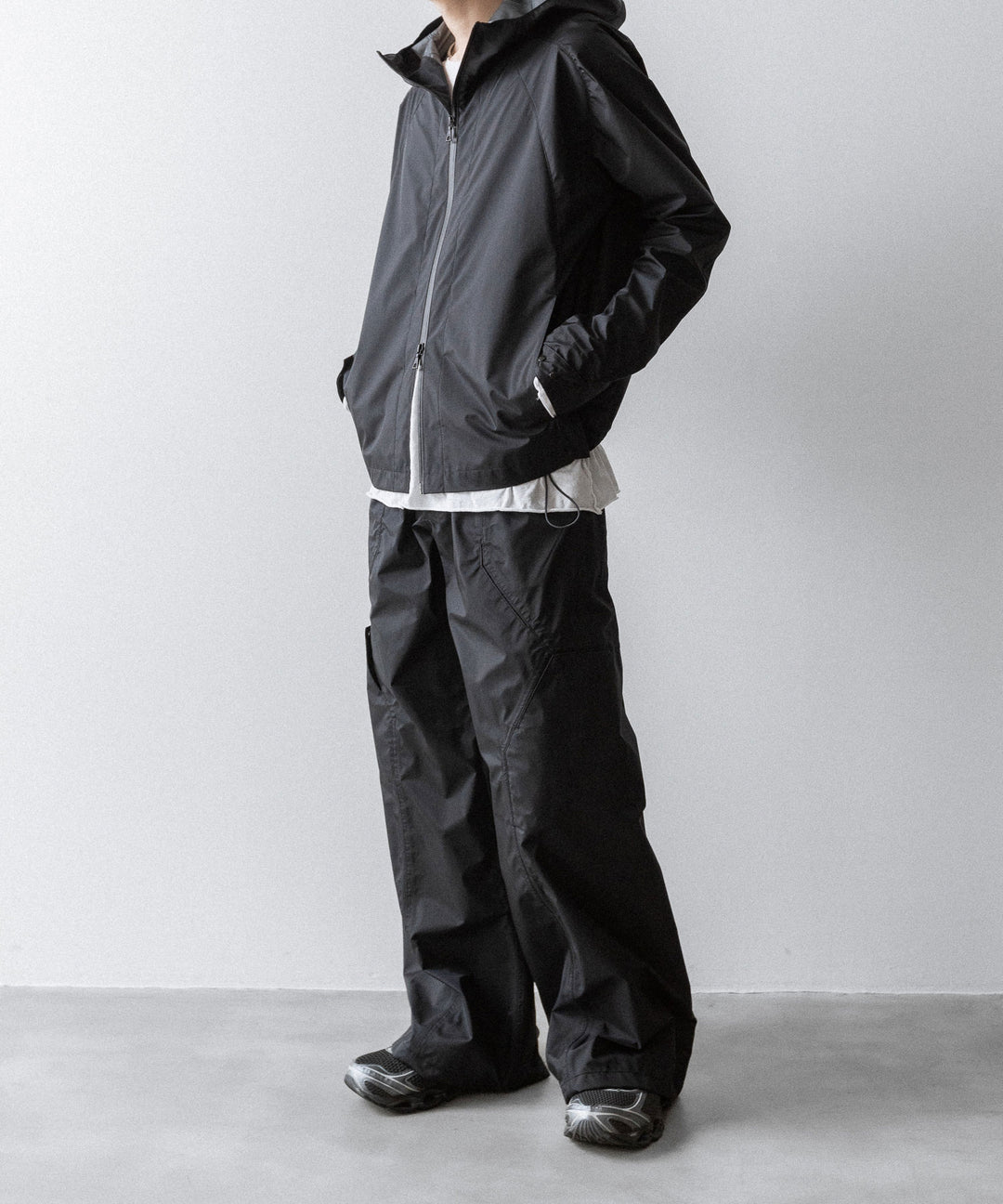 【OPPOSE DUALITY】SHORT PARKA 3L NYLON - BLACK