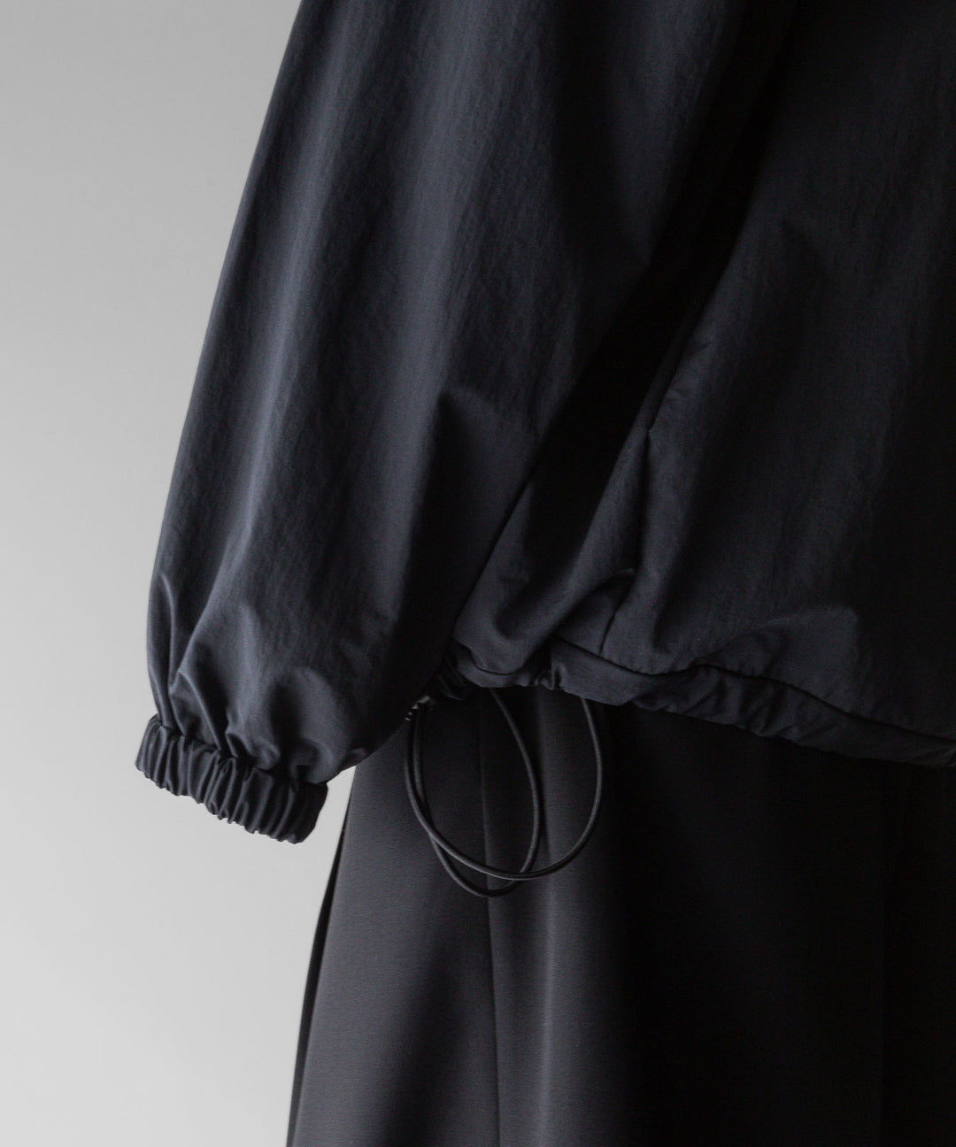 【stein】ssstein シュタインのWINDPROOF NYLON HALF ZIP PULLOVERのBLACK 公式通販サイトsession福岡セレクトショップ