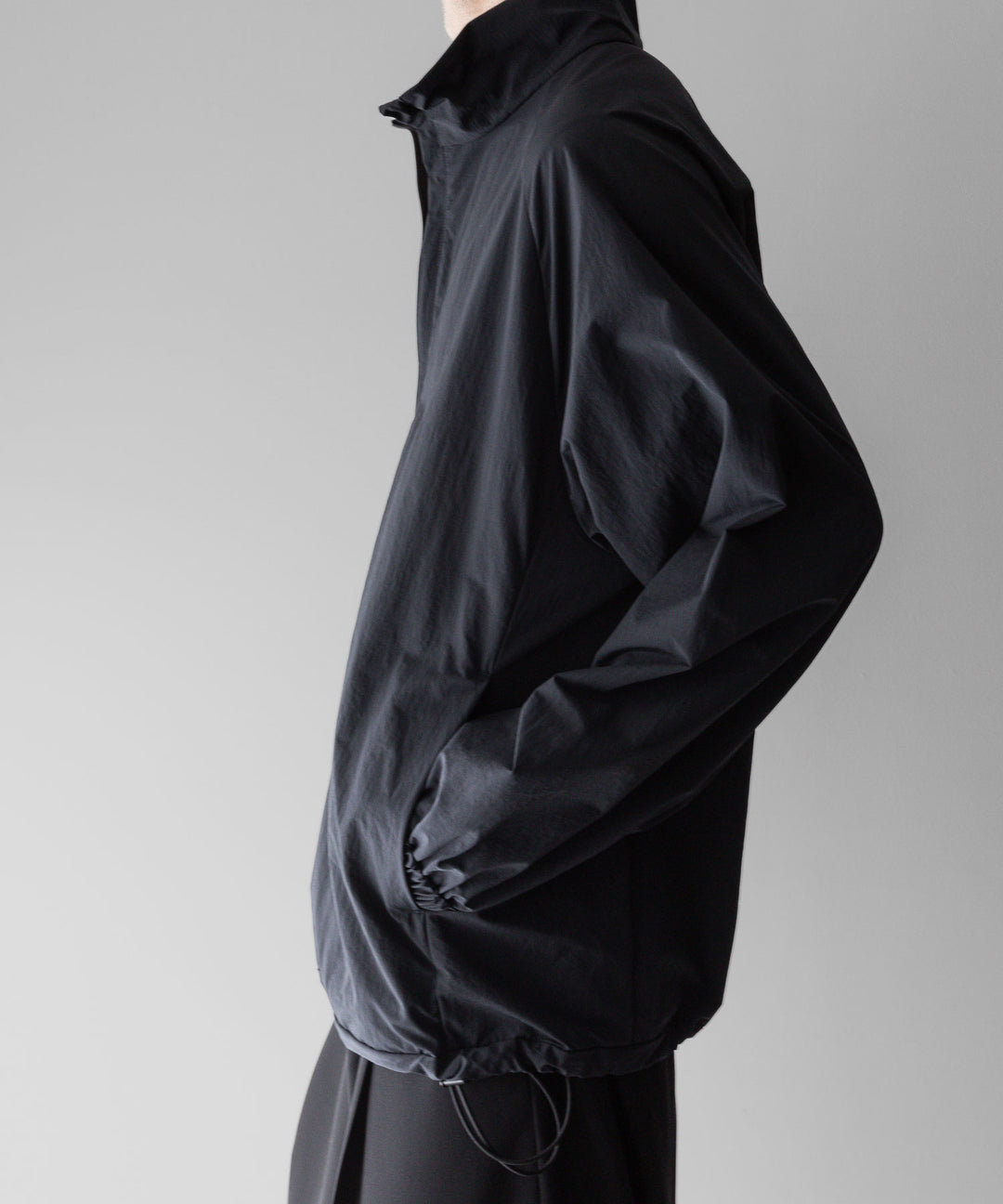 【stein】ssstein シュタインのWINDPROOF NYLON HALF ZIP PULLOVERのBLACK 公式通販サイトsession福岡セレクトショップ