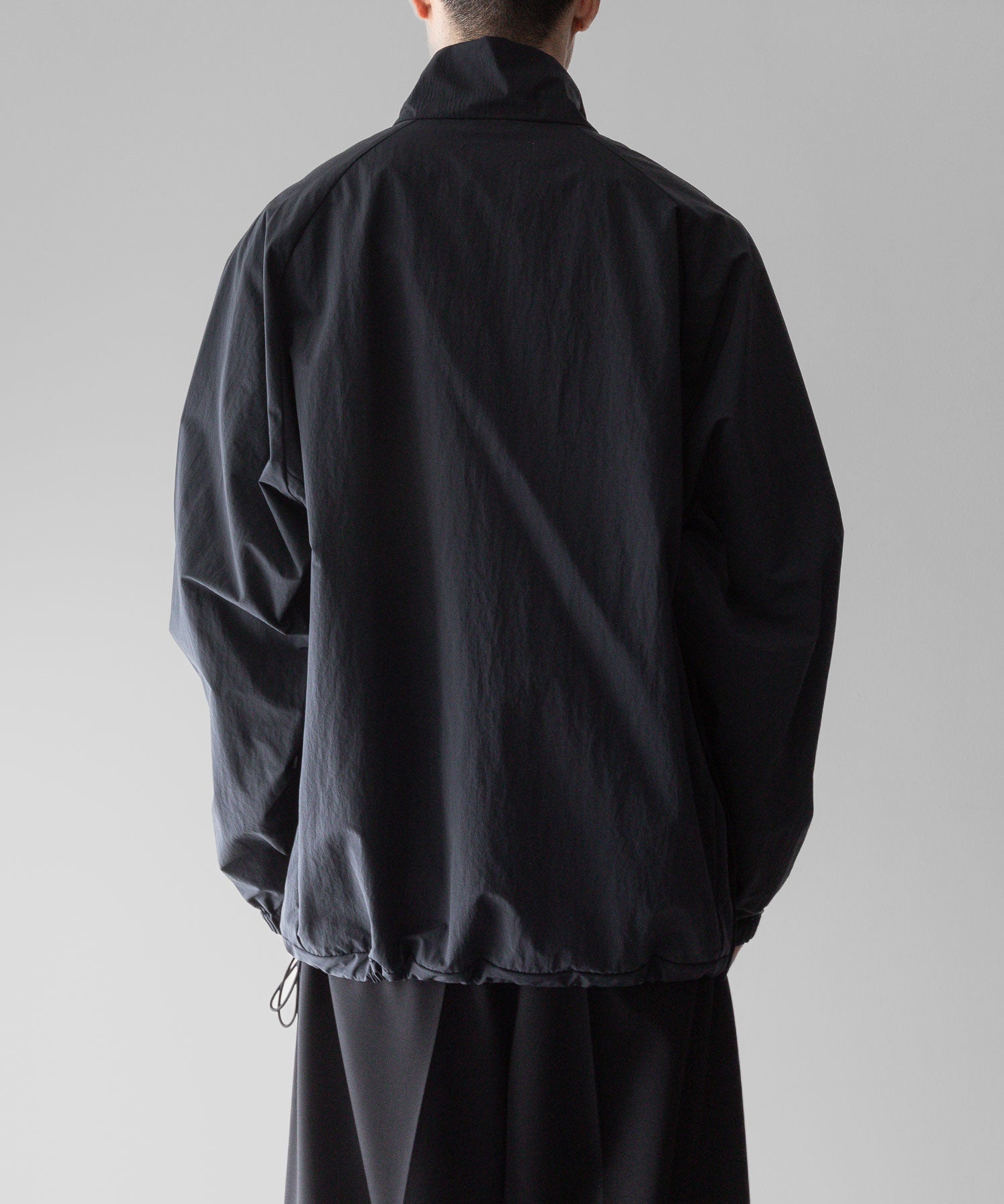 stein / シュタイン】WINDPROOF NYLON HALF ZIP PULLOVER - BLACK 