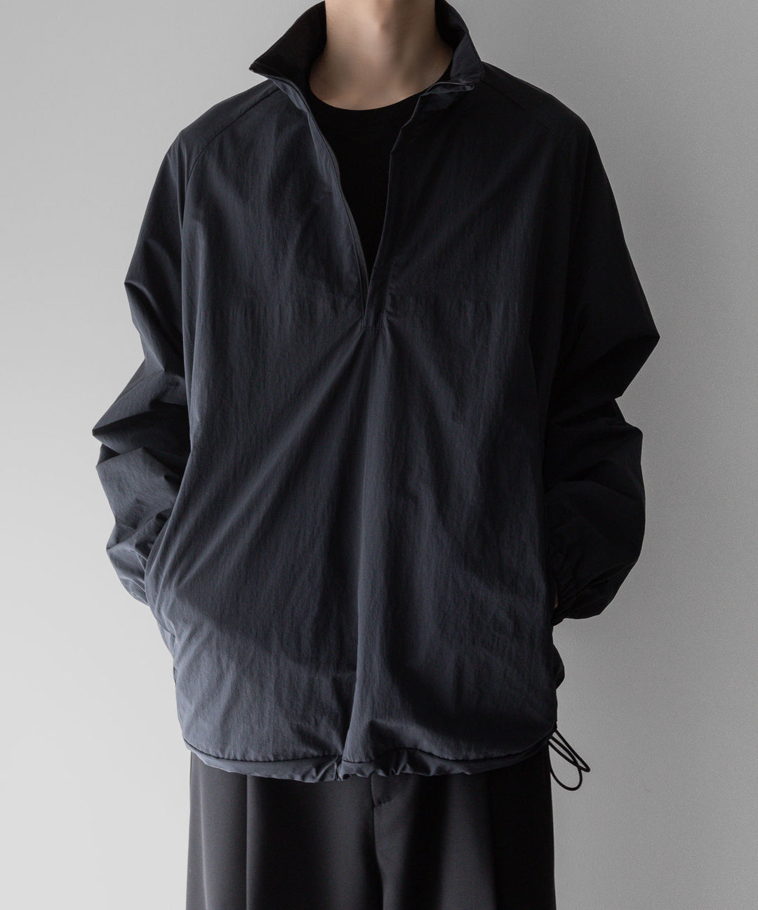 【stein】ssstein シュタインのWINDPROOF NYLON HALF ZIP PULLOVERのBLACK 公式通販サイトsession福岡セレクトショップ