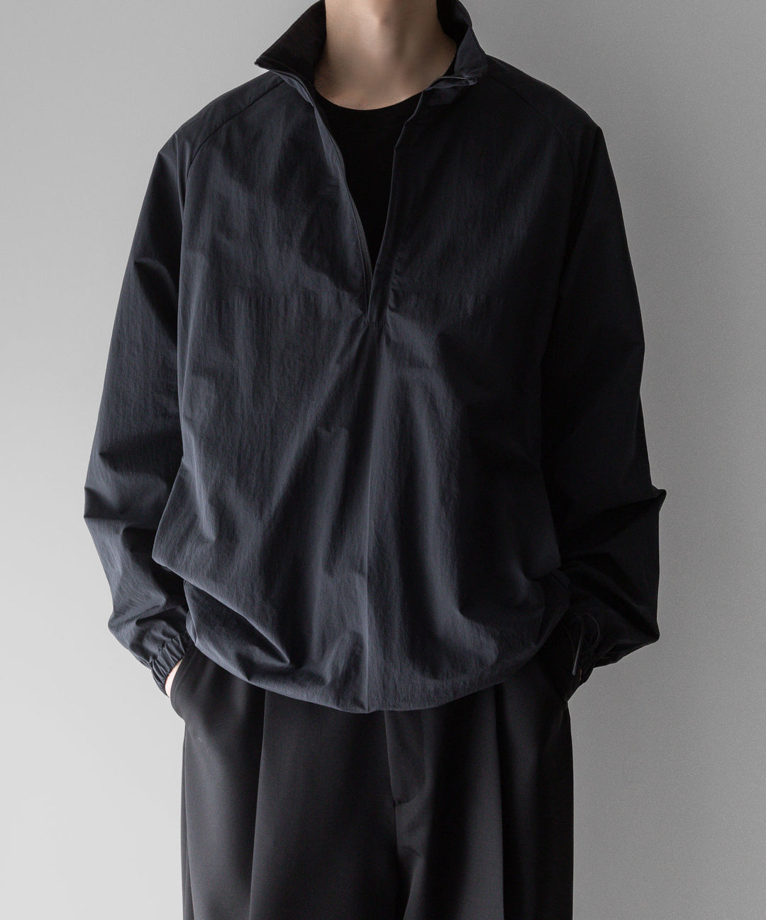 【stein】ssstein シュタインのWINDPROOF NYLON HALF ZIP PULLOVERのBLACK 公式通販サイトsession福岡セレクトショップ