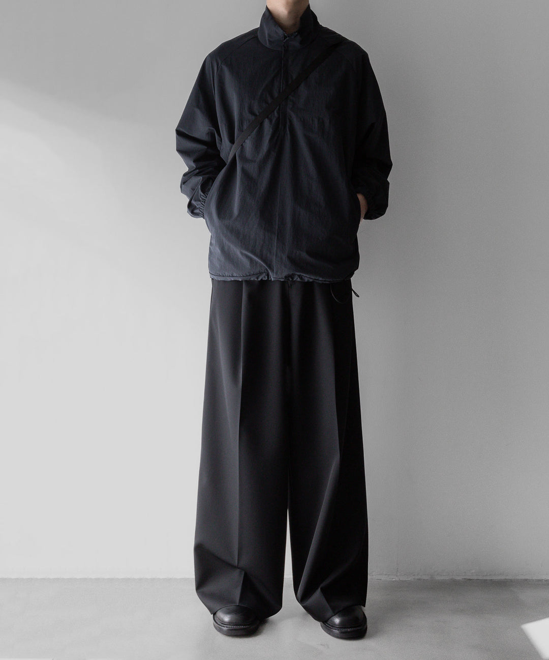 【stein】ssstein シュタインのWINDPROOF NYLON HALF ZIP PULLOVERのBLACK 公式通販サイトsession福岡セレクトショップ