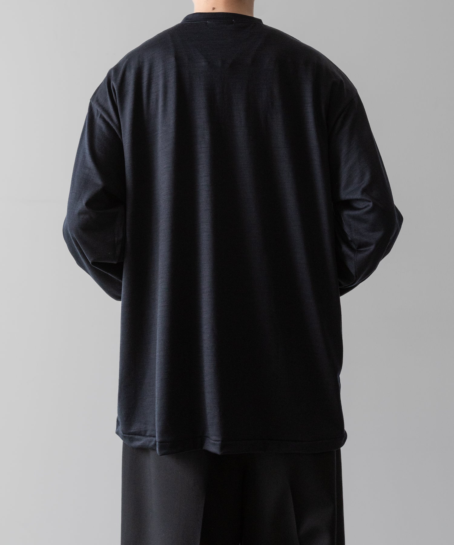 【INTÉRIM】EXTRA FINE MERINO WOO JERSEYL L/S TEE - D.NAVY