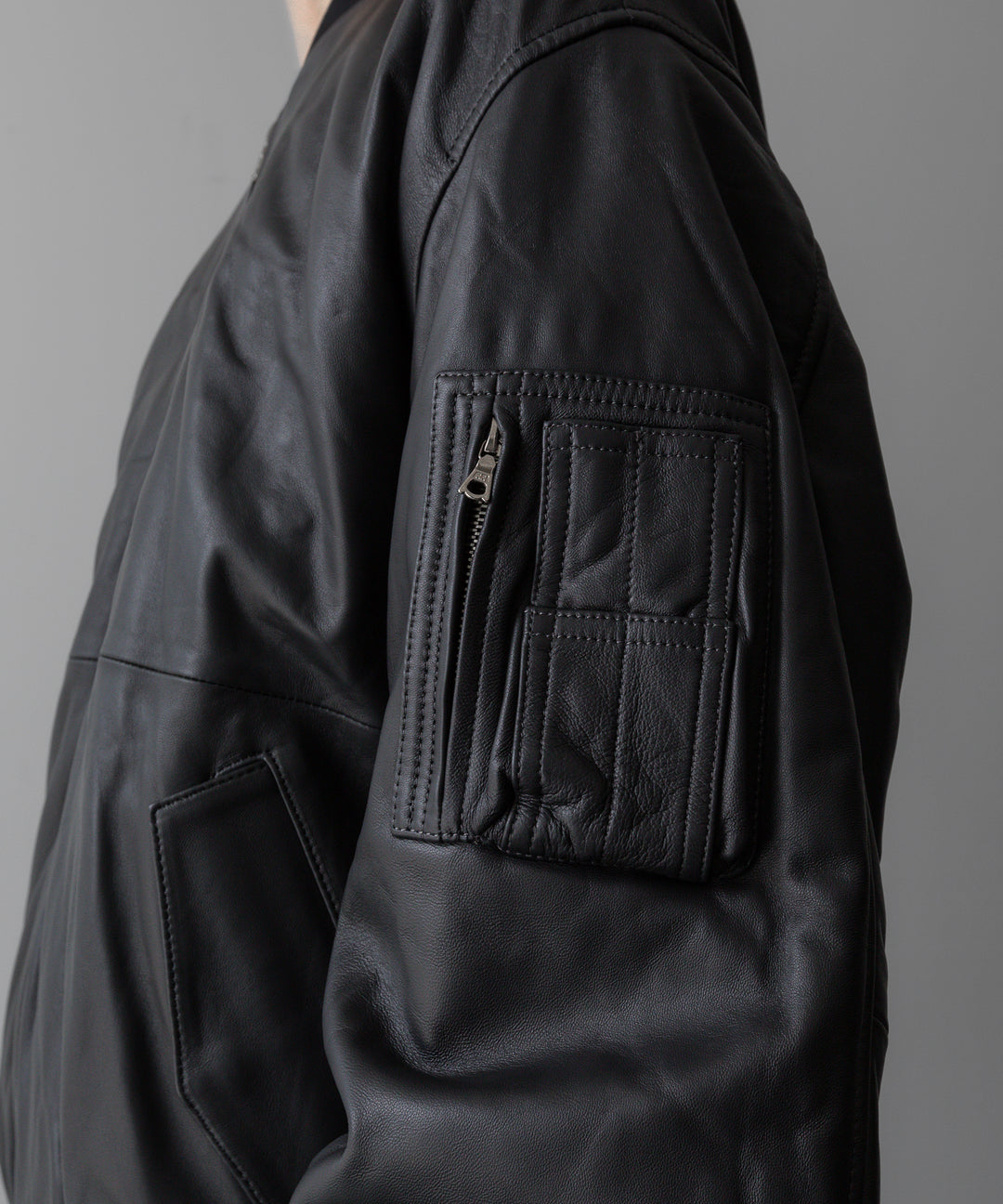 ssstein(シュタイン)の24AWコレクション LEATHER FLIGHT JACKET - DARK CHARCOAL 公式通販サイトsession福岡セレクトショップ
