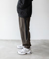【stein】TRAINER'S TRACK EASY TROUSERS - MILITARY KHAKI