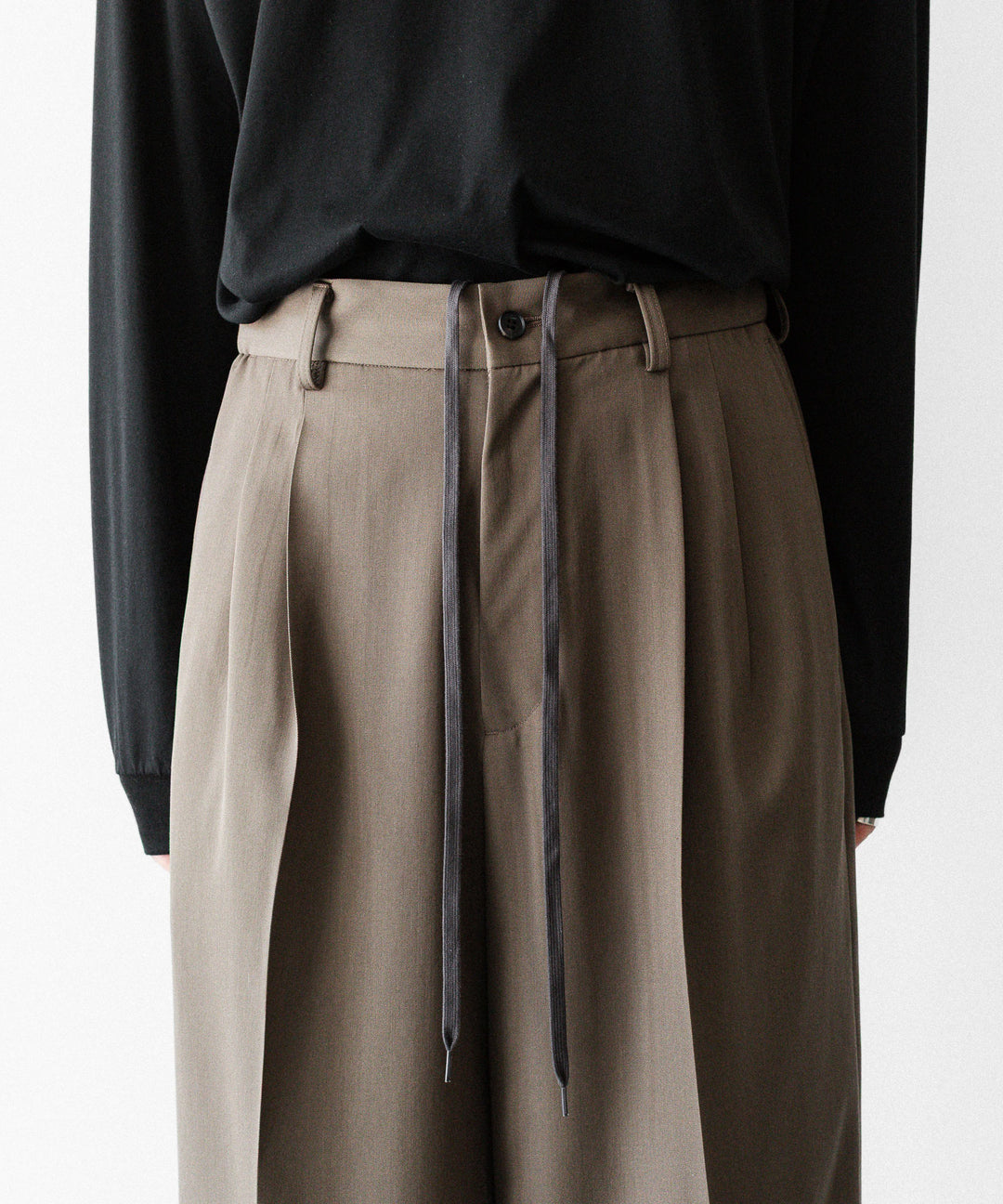 ssstein(シュタイン)のEASY LONG WIDE TROUSERS (2/90 WOOL GABARDINE) - DARK BEIGEの公式通販サイトsession福岡セレクトショップ