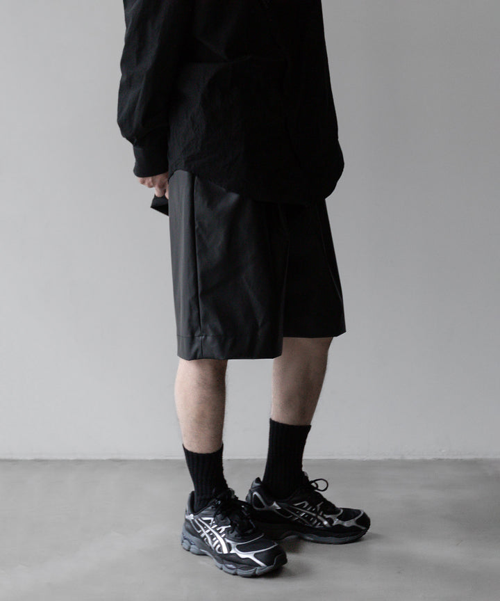 stein(シュタイン)の24SSコレクションCOATED WIDE EAZY SHORT TROUSERSのBLACK(COATING)