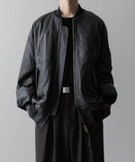 画像をギャラリービューアに読み込む, ssstein(シュタイン)の24AWコレクション LEATHER FLIGHT JACKET - DARK CHARCOAL 公式通販サイトsession福岡セレクトショップ
