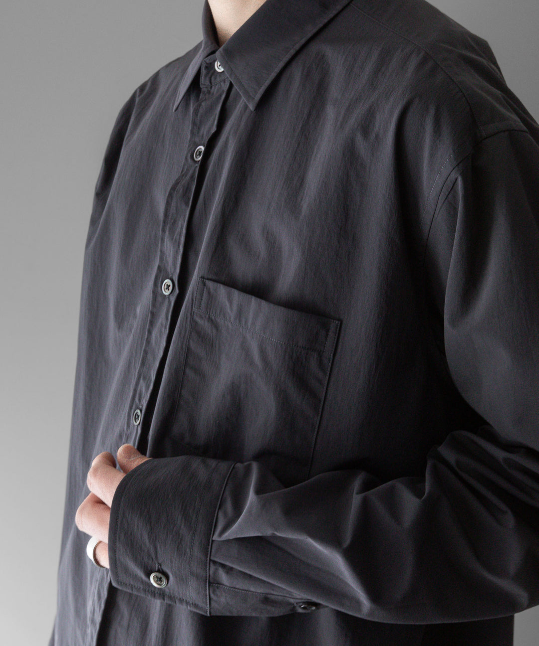 【stein】ssstein シュタインのWINDPROOF NYLON STANDARD SHIRTのDARK GREY KHAKI 公式通販サイトsession福岡セレクトショップ