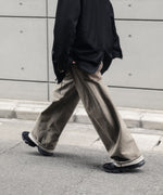 画像をギャラリービューアに読み込む, ssstein(シュタイン)の DEFORMATION WIDE COLOR DENIM PANTS - KHAKIの公式通販サイトsession福岡セレクトショップ
