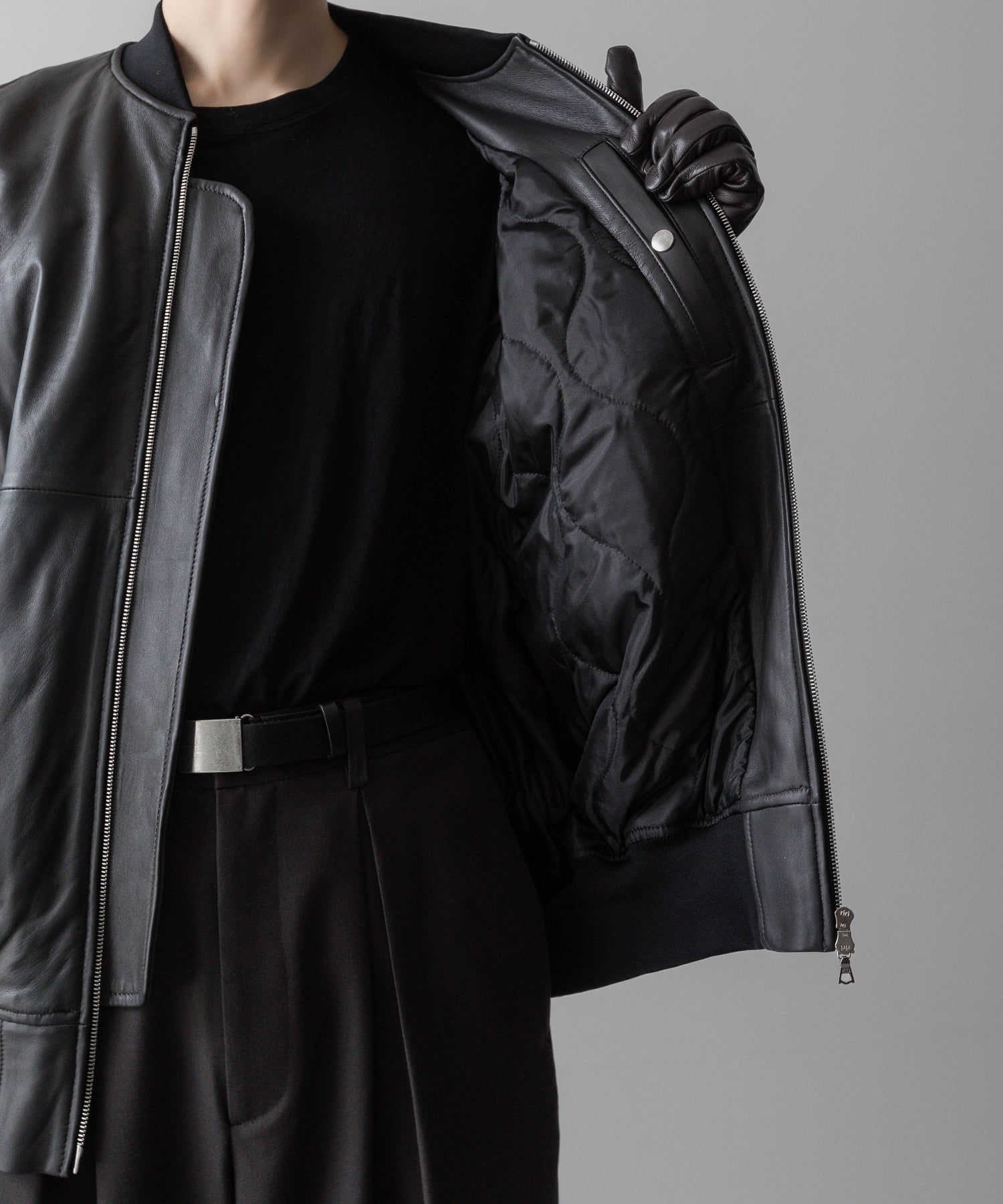 ssstein(シュタイン)の24AWコレクション LEATHER FLIGHT JACKET - DARK CHARCOAL 公式通販サイトsession福岡セレクトショップ