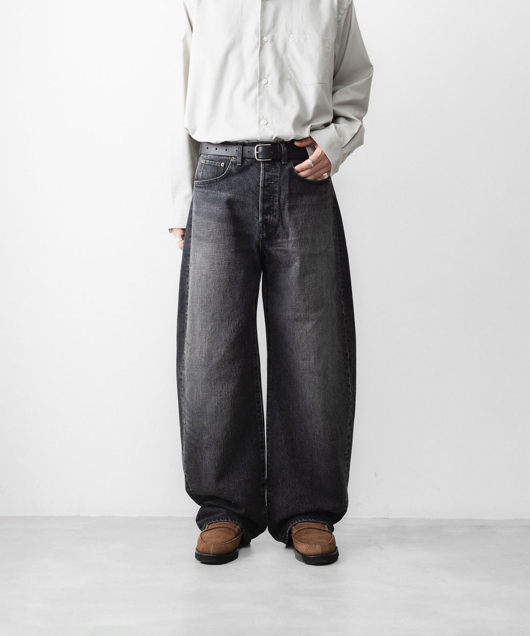ssstein(シュタイン)のROUND DENIM PANTS - BLACKの公式通販サイトsession福岡セレクトショップ