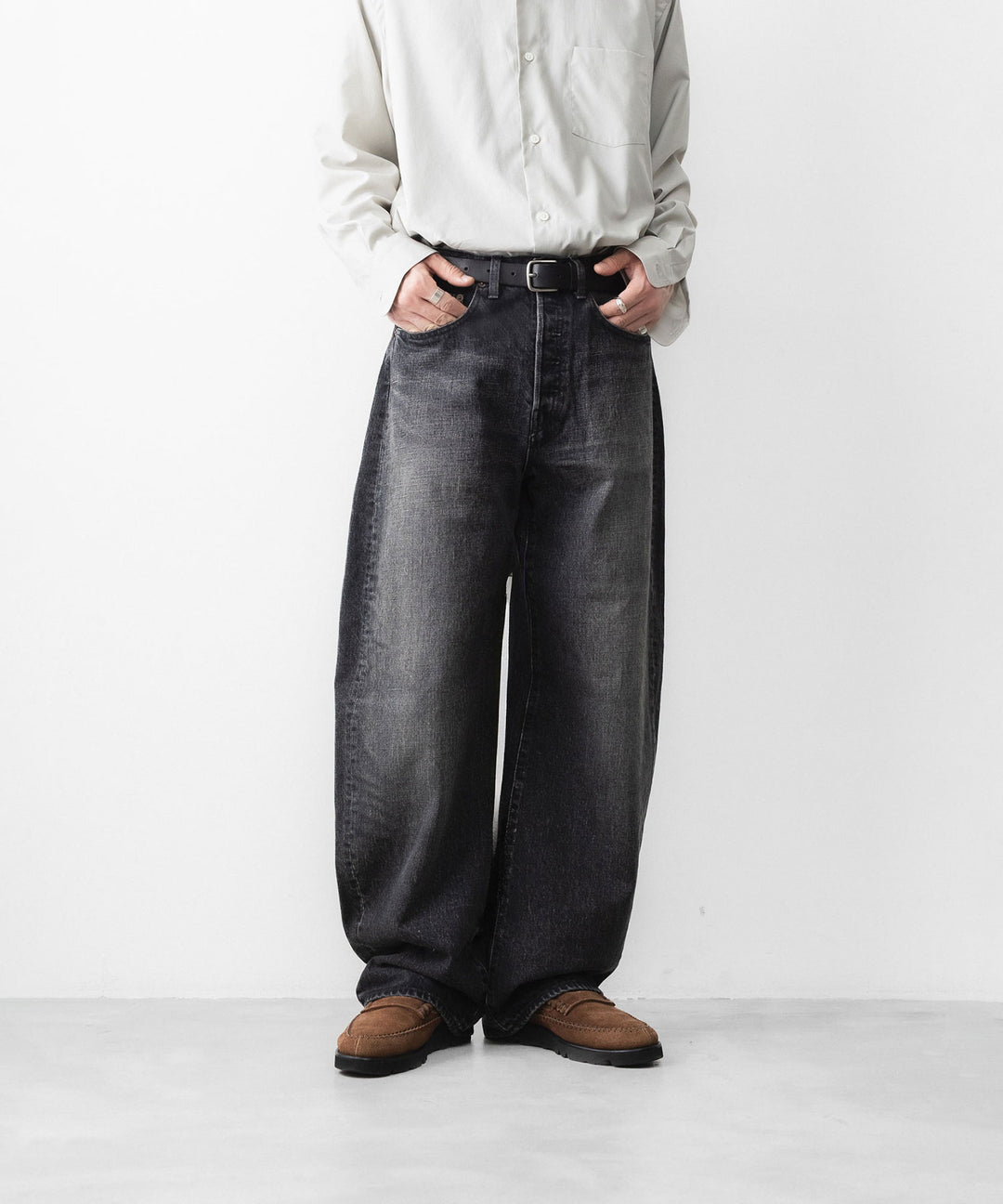 ssstein(シュタイン)のROUND DENIM PANTS - BLACKの公式通販サイトsession福岡セレクトショップ