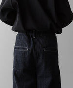 画像をギャラリービューアに読み込む, ssstein(シュタイン)の24AWコレクション ECO DENIM SIDE ZIP EASY TROUSERS  - INDIGO 公式通販サイトsession福岡セレクトショップ
