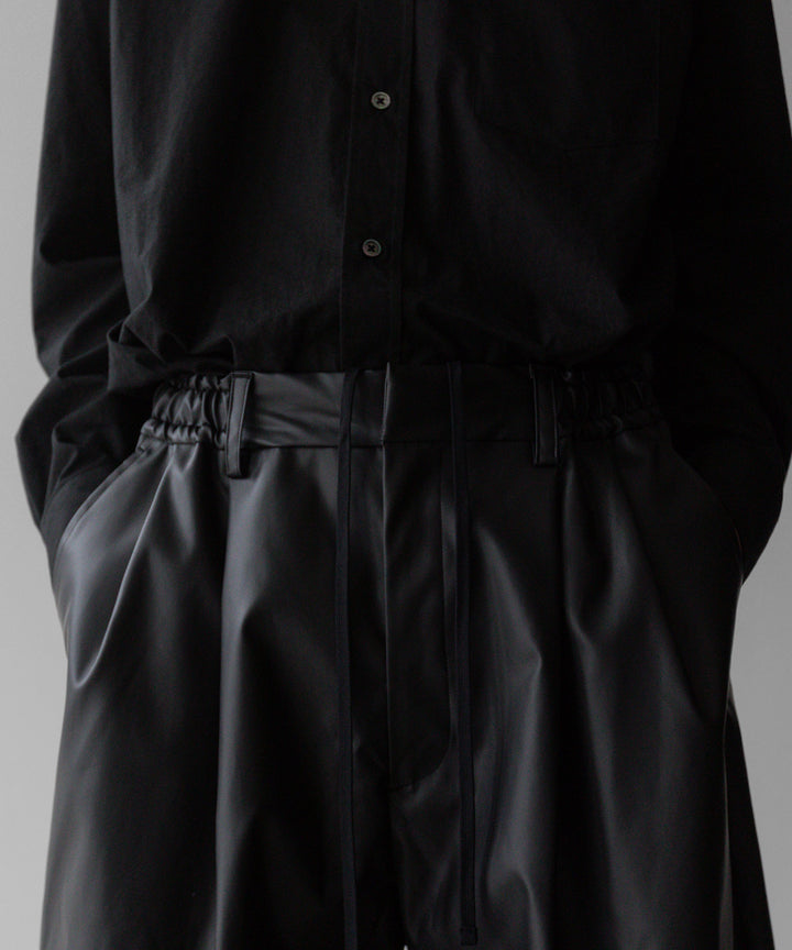 stein(シュタイン)の24SSコレクションCOATED WIDE EAZY SHORT TROUSERSのBLACK(COATING)