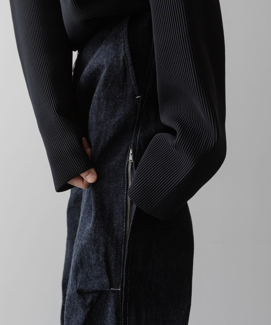ssstein(シュタイン)の24AWコレクション ECO DENIM SIDE ZIP EASY TROUSERS  - INDIGO 公式通販サイトsession福岡セレクトショップ