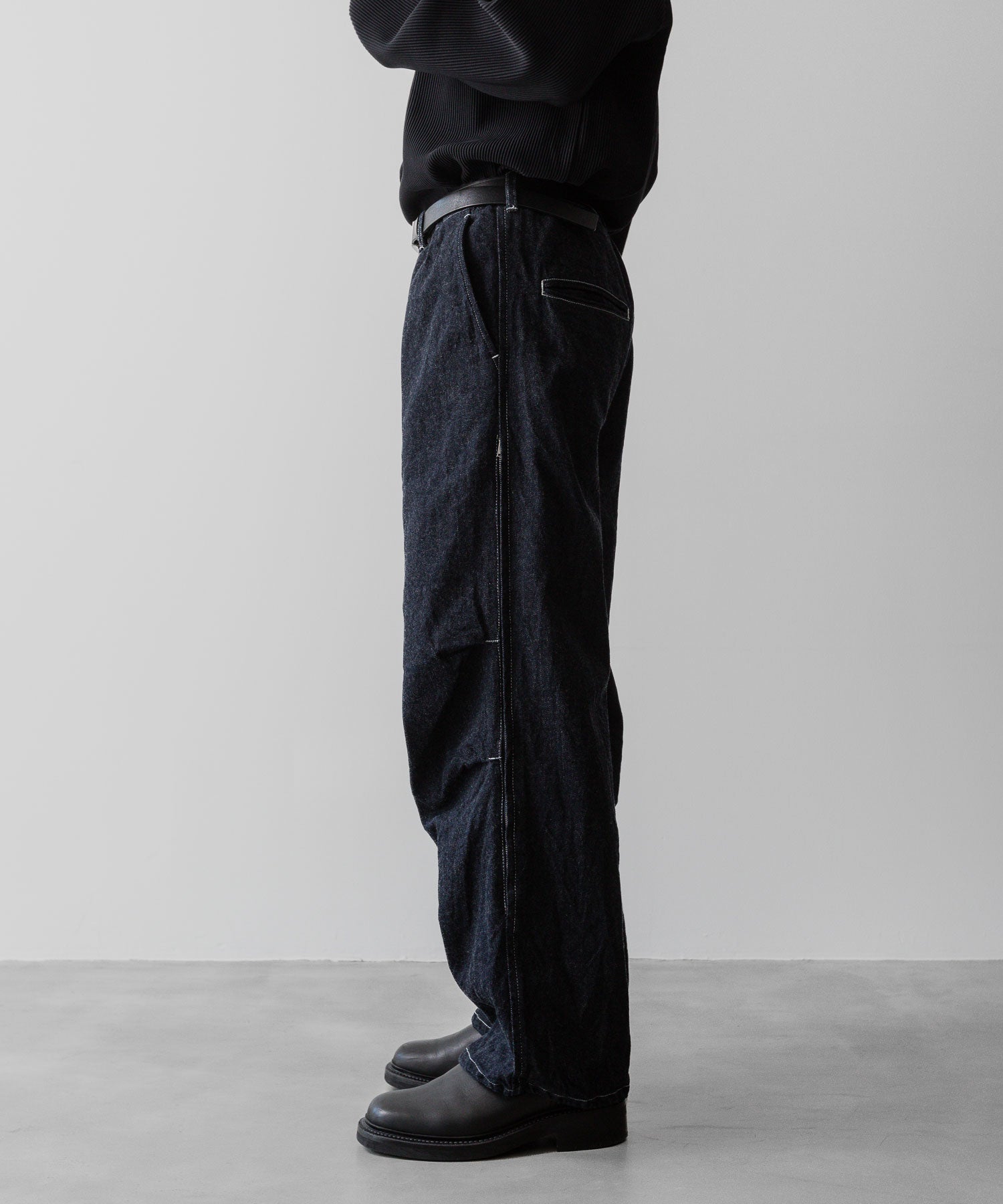 ssstein(シュタイン)の24AWコレクション ECO DENIM SIDE ZIP EASY TROUSERS  - INDIGO 公式通販サイトsession福岡セレクトショップ