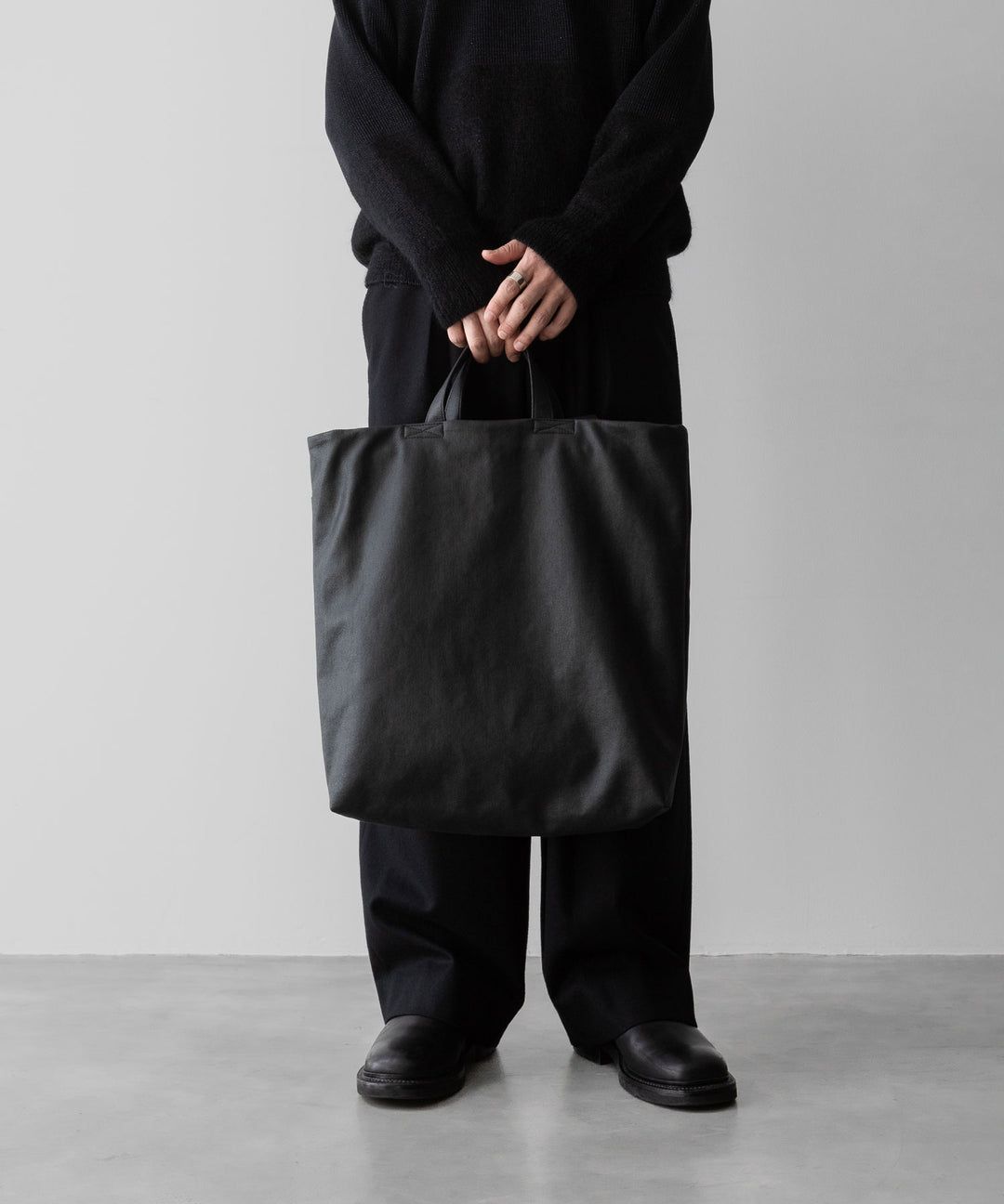 【KaILI】2D4H TOTE UN - BLACK