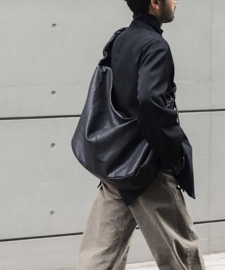 ssstein(シュタイン)のGOAT LEATHER SHIRRING HANDLE SHOULDER BAG - BLACKの公式通販サイトsession福岡セレクトショップ