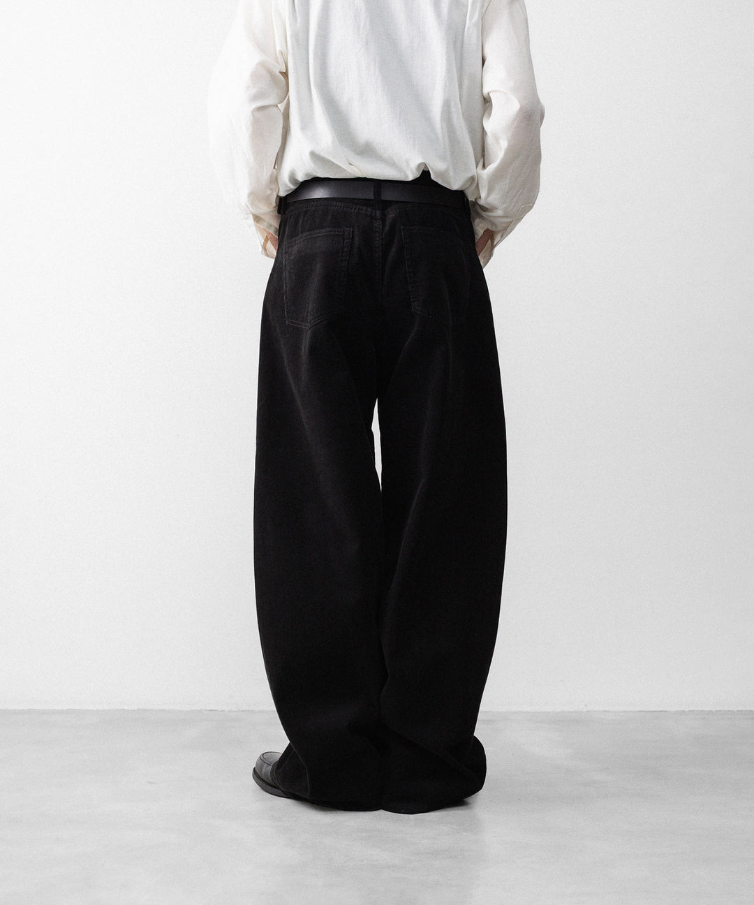 ssstein(シュタイン)のVINTAGE CORDUROY ROUND PANTS - BLACKの公式通販サイトsession福岡セレクトショップ