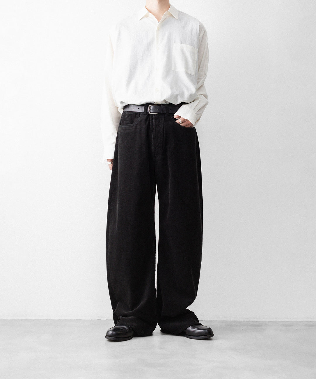 ssstein(シュタイン)のVINTAGE CORDUROY ROUND PANTS - BLACKの公式通販サイトsession福岡セレクトショップ