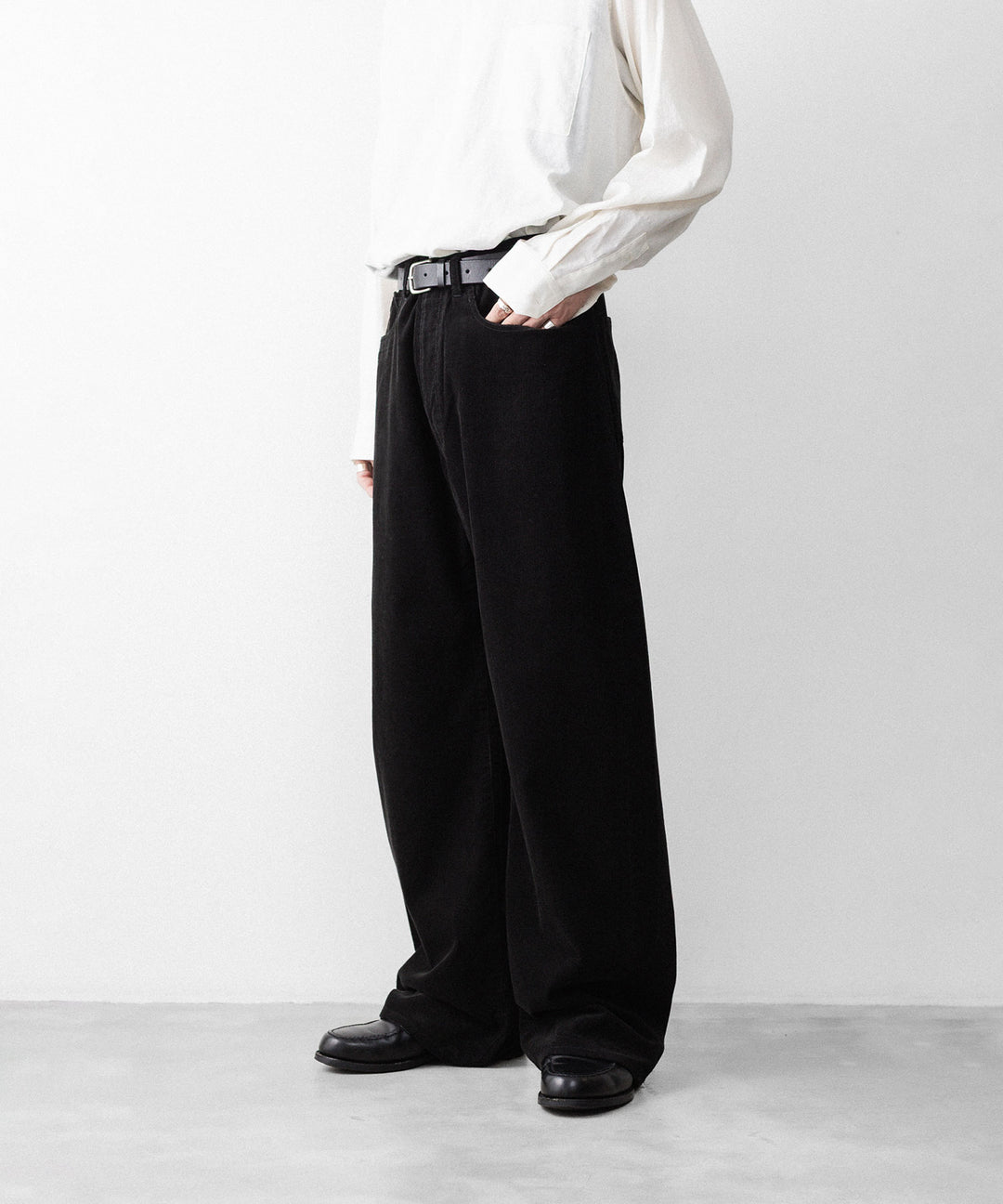 ssstein(シュタイン)のVINTAGE CORDUROY ROUND PANTS - BLACKの公式通販サイトsession福岡セレクトショップ