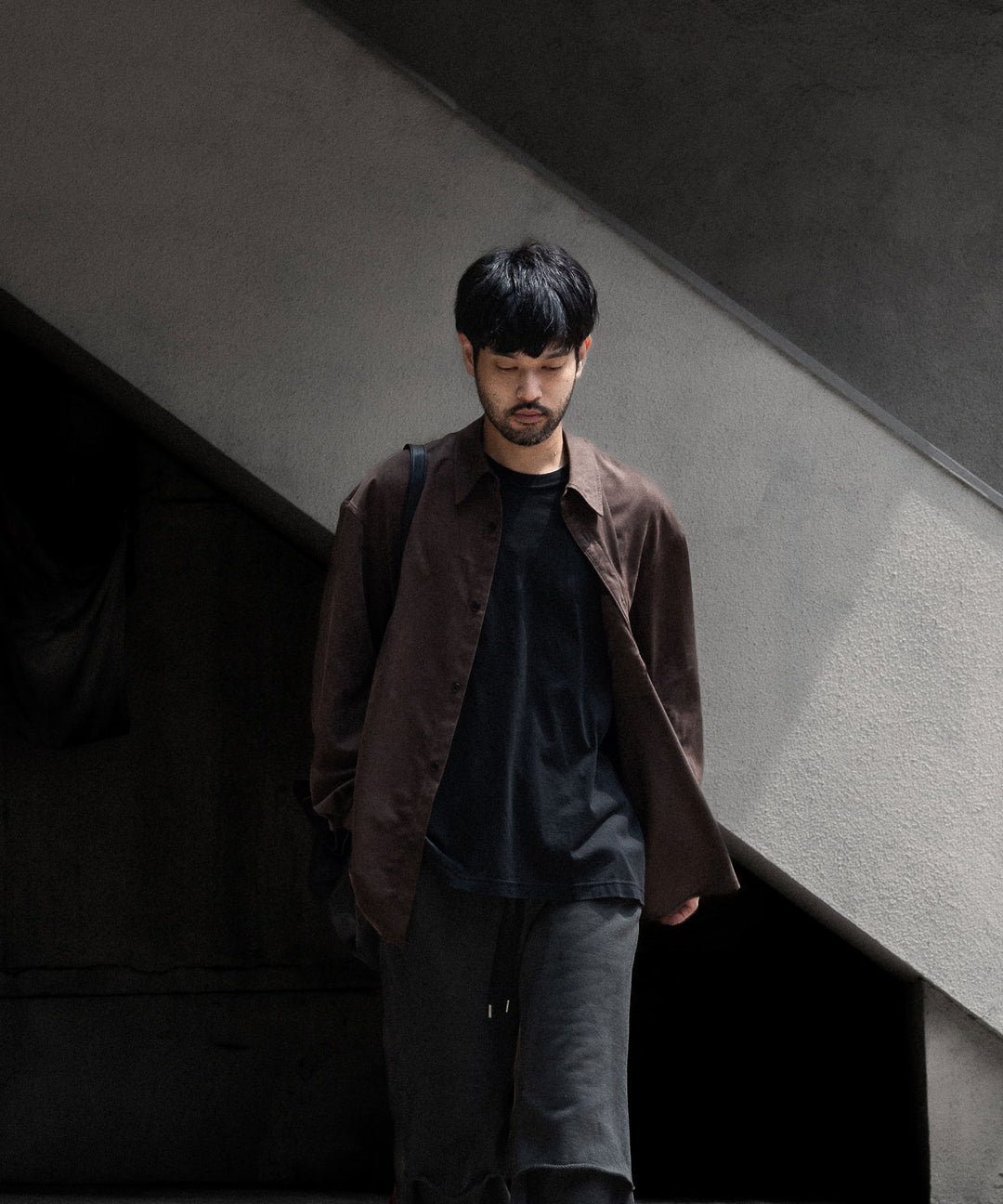 VEIN ヴェインのSYNTHETIC SUEDE LEATHER L/S SHIRT - BROWNの公式通販サイトsession福岡セレクトショップ