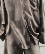 画像をギャラリービューアに読み込む, ssstein(シュタイン)のCUPRO FIBRIL OVERSIZED LS SHIRT - KHAKIの公式通販サイトsession福岡セレクトショップ

