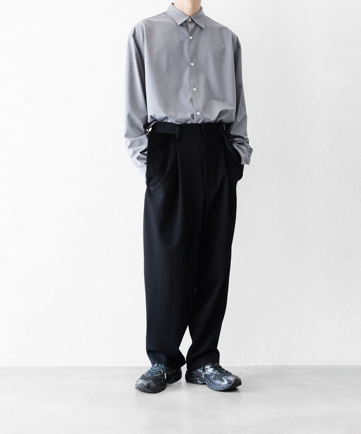 UJOH ウジョーのBUTTON LINE CLOSURE PNTのBLACK 公式通販サイトsession福岡セレクトショップ