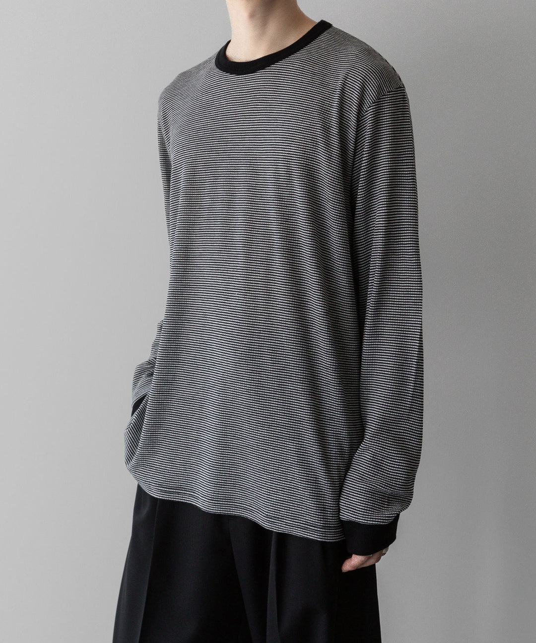 ssstein(シュタイン)の24AWコレクション STRIPED WOOL OVERSIZED LONG SLEEVE TEE - BLACK 公式通販サイトsession福岡セレクトショップ