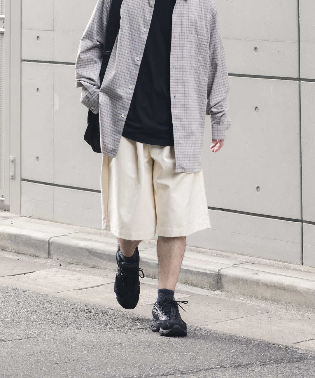 ssstein(シュタイン)のDOUBLE WEAVE COTTON SHORTS - CREAMの公式通販サイトsession福岡セレクトショップ