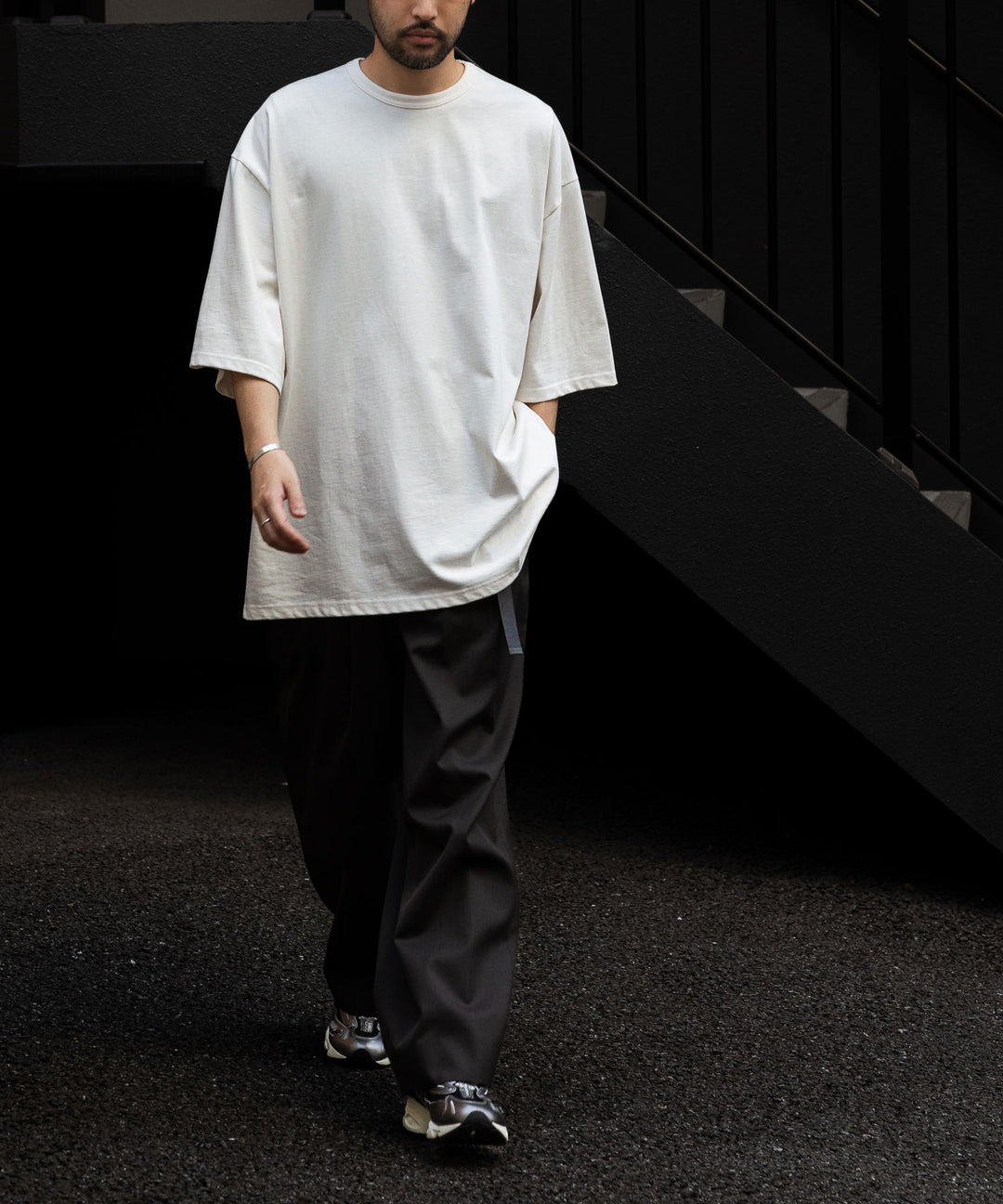 ssstein(シュタイン)の24AWコレクション EASY WIDE TROUSERS (2/72 WOOL GABARDINE) - GREY KHAKI 公式通販サイトsession福岡セレクトショップ
