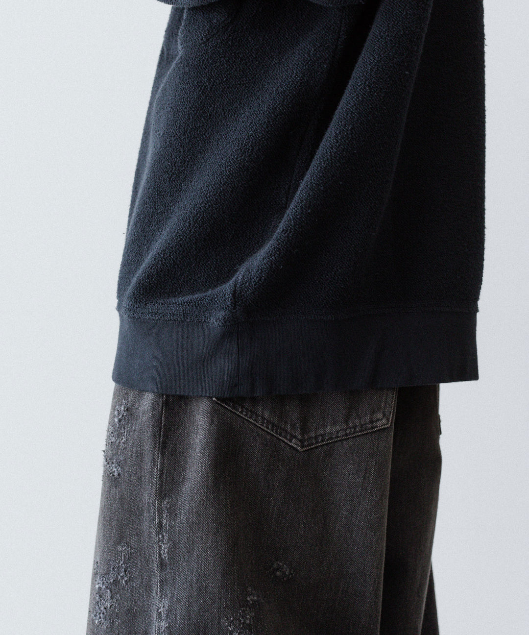 【phebus】SULFUR DYE FLEECE P/O - CAHRCOAL