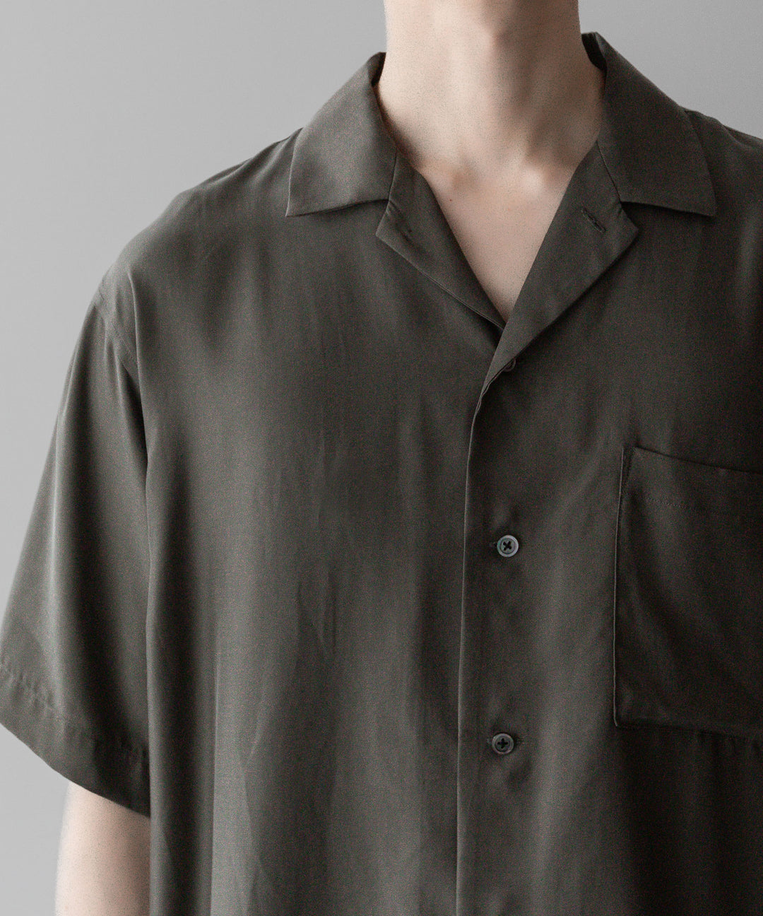 ssstein stein シュタインのOVERSIZED CUPRO OPEN COLLAR SS SHIRT - GREY KHAKI公式通販サイトsession福岡セレクトショップ