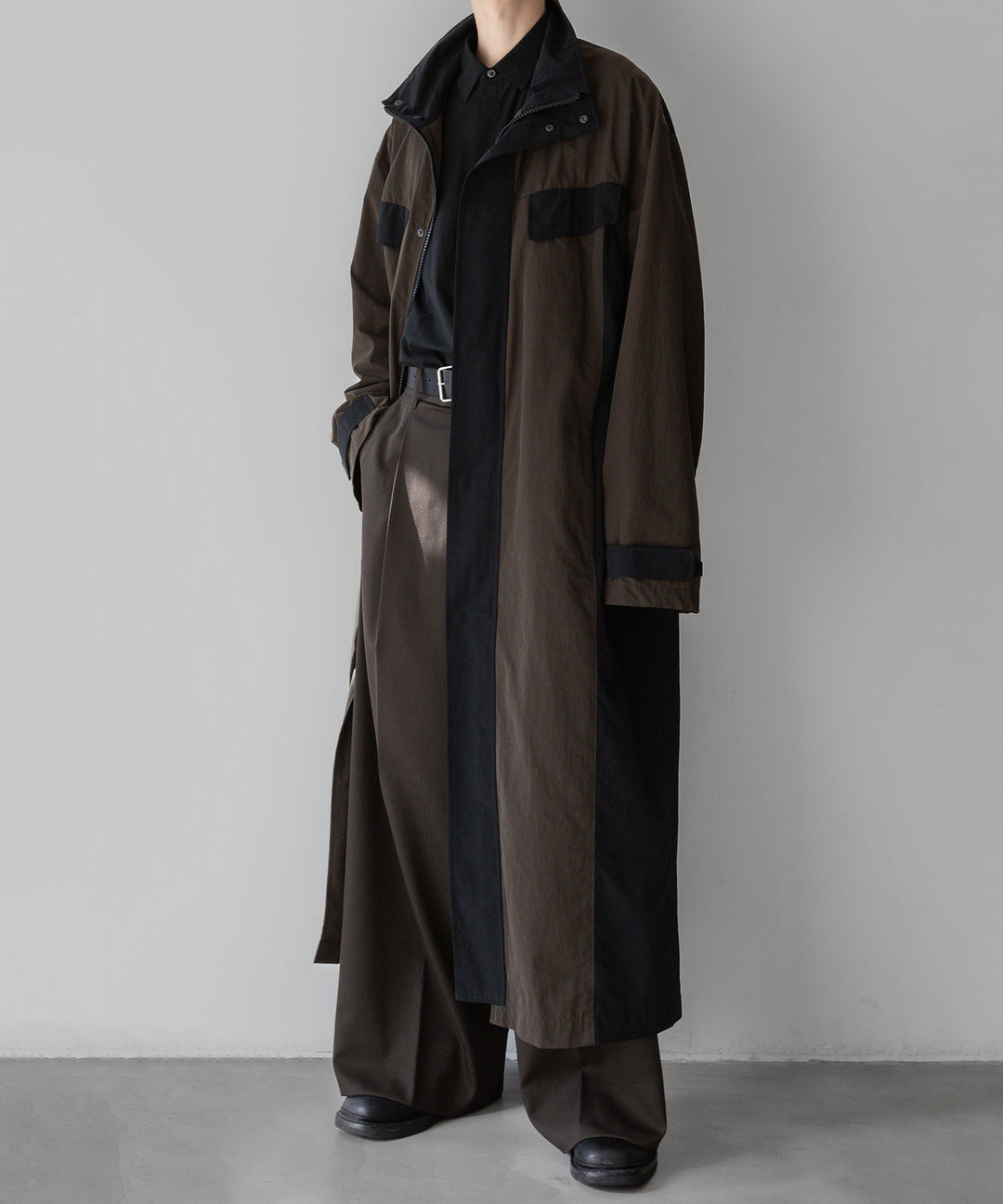 stein(シュタイン)の23AWコレクションMAXI-LENGTH STAND COLLAR COATのMILITARY KHAKI