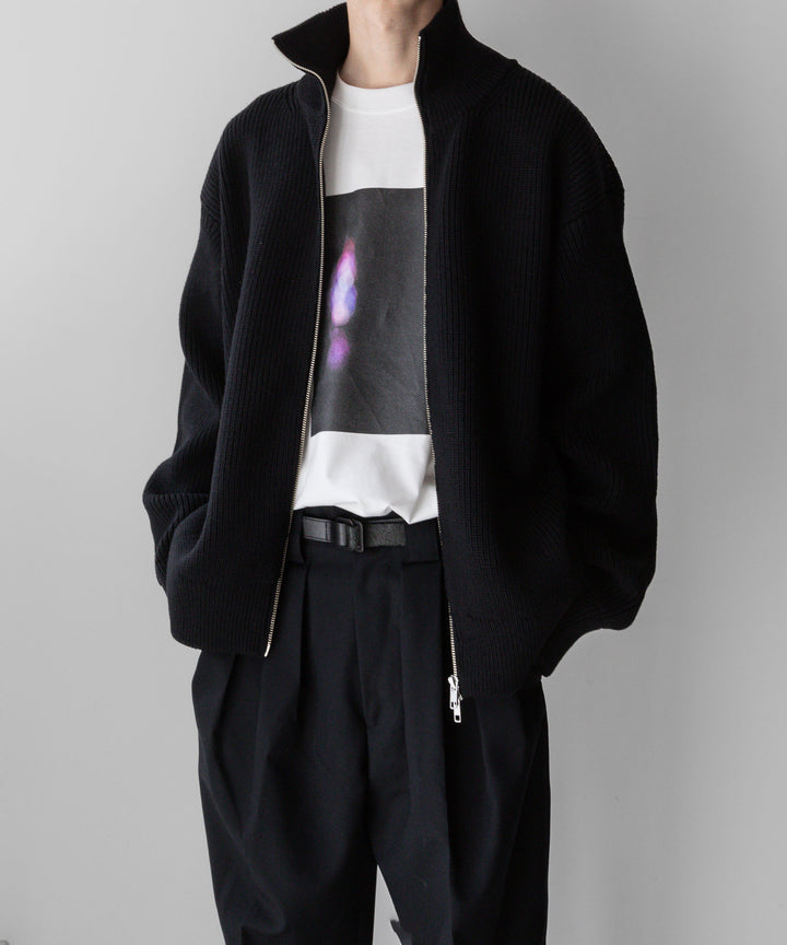 stein(シュタイン)の23AWコレクションOVERSIZED DRIVERS KNIT ZIP JACKETのBLACK