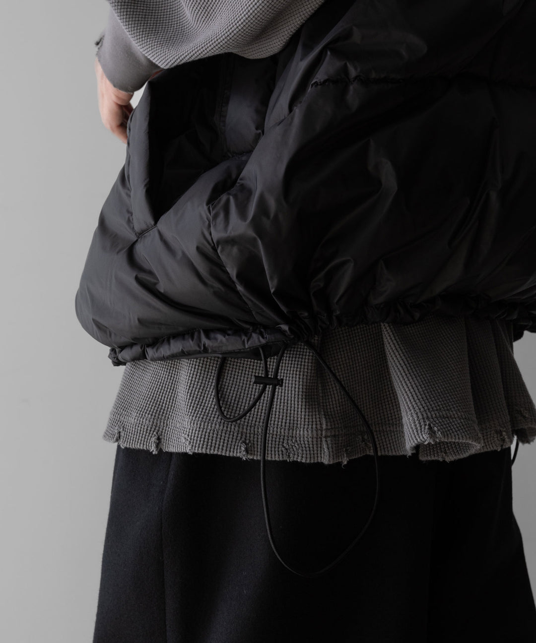 ssstein シュタイン のDOWN PADDED VESTのBLACKの公式通販サイトsession福岡セレクトショップ