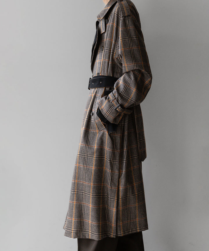 stein(シュタイン)の23AWコレクションOVERSIZED DOUBLE LAPELED TRENCH COATのGLEN CHECK × BLACK
