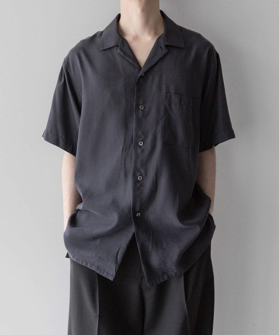 ssstein stein(シュタイン)の24SSコレクション 公式通販サイトsession福岡セレクトショップOVERSIZED CUPRO OPEN COLLAR SS SHIRTのCHARCOAL