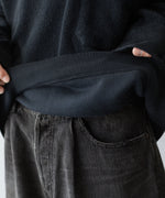 画像をギャラリービューアに読み込む, 【phebus】SULFUR DYE FLEECE P/O - CAHRCOAL
