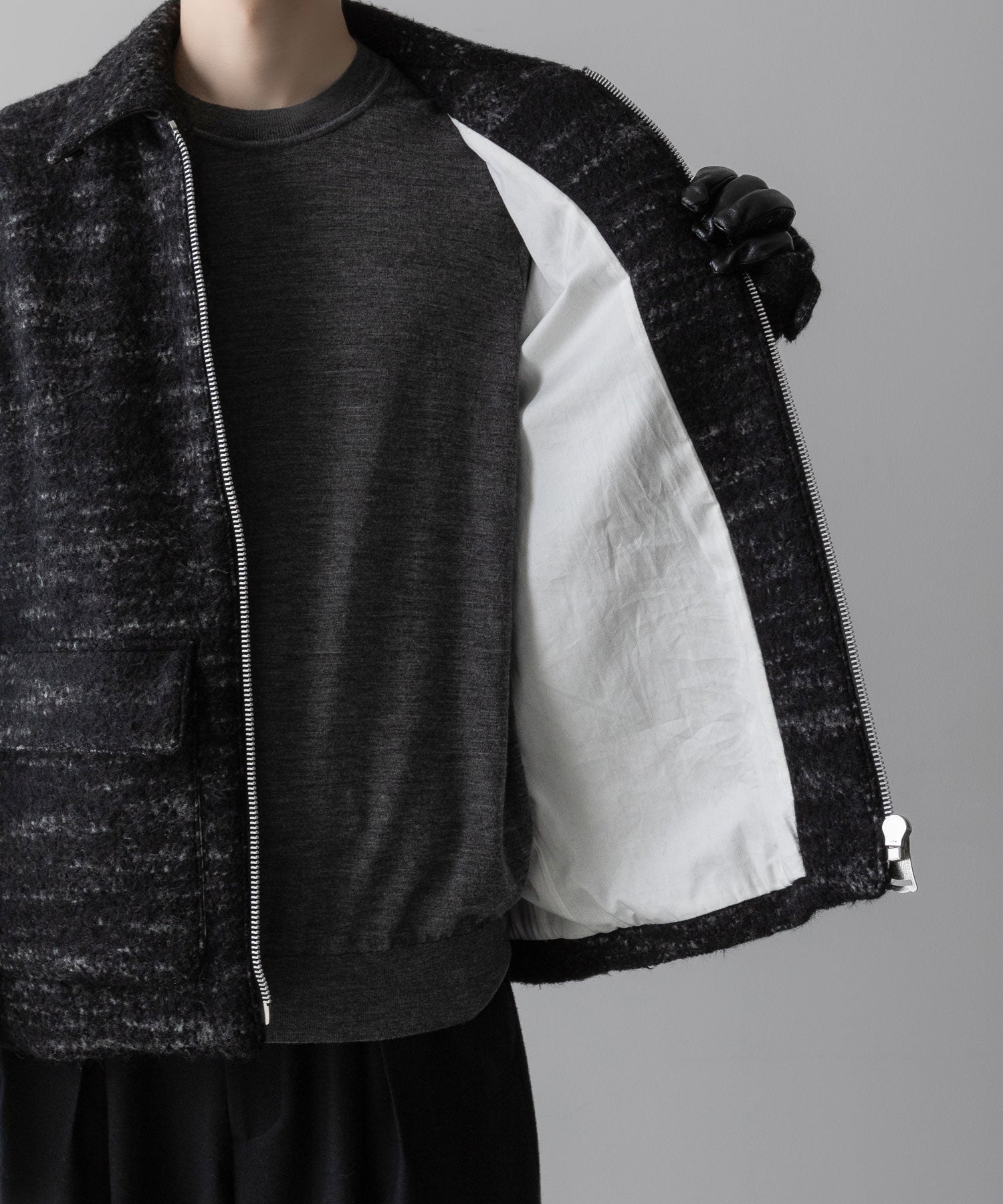 【INTÉRIM】DOUBLE FACE HAIRY BABY LAMA WOOL SPORTS JACKET - RAW BLACK