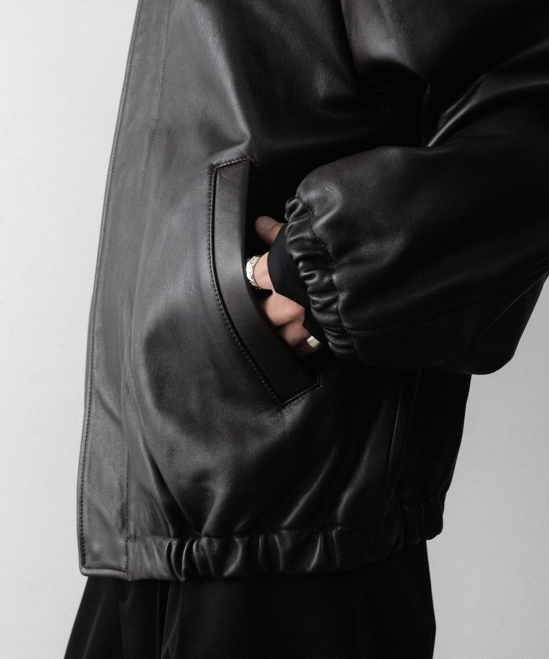 ssstein(シュタイン)のSHEEP LEATHER ZIP SHORT JACKET - VINTAGE BLACKの公式通販サイトsession福岡セレクトショップ