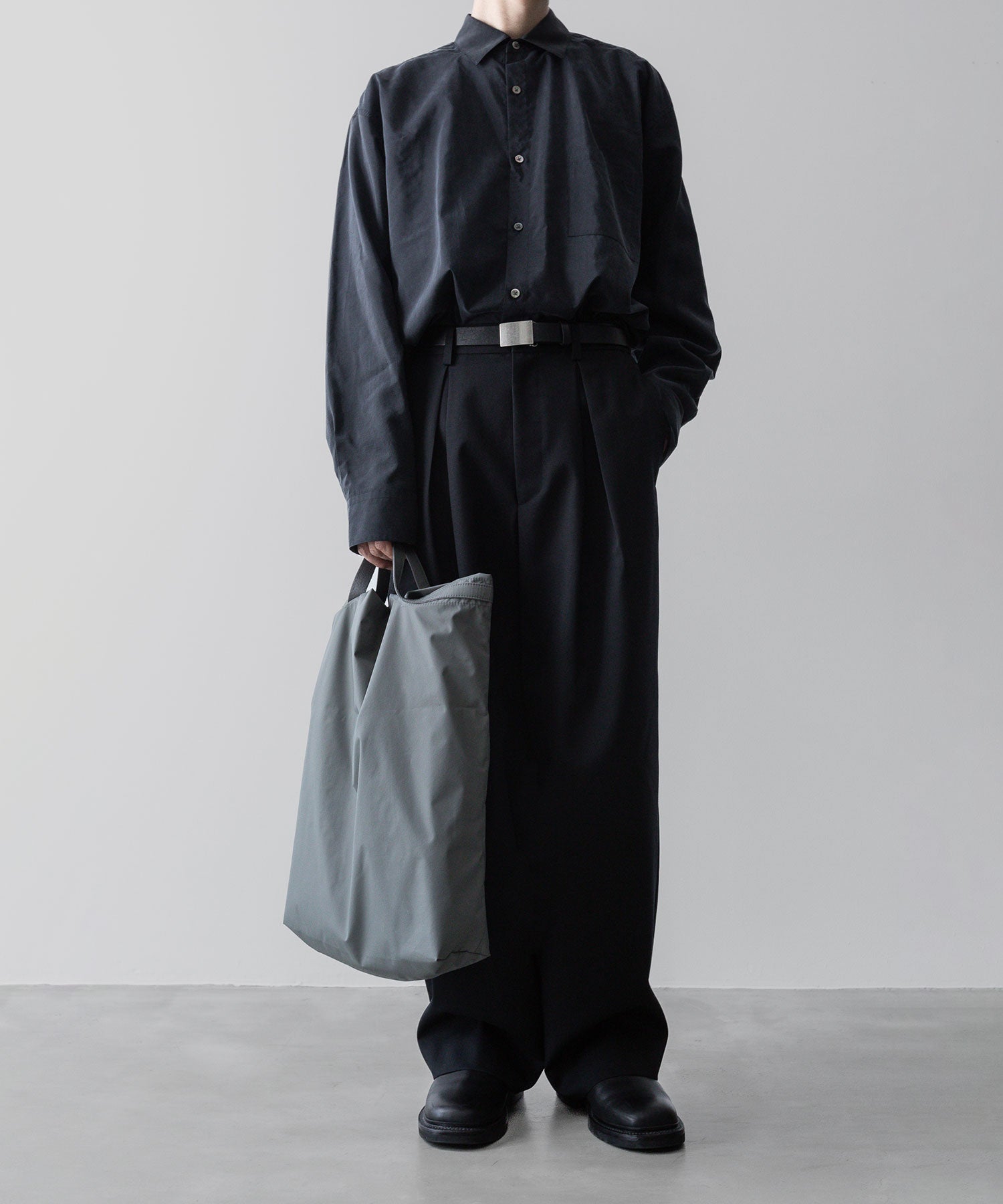 ssstein(シュタイン)の24AWコレクション EASY WIDE TROUSERS (2/72 WOOL GABARDINE) - BLACK 公式通販サイトsession福岡セレクトショップ